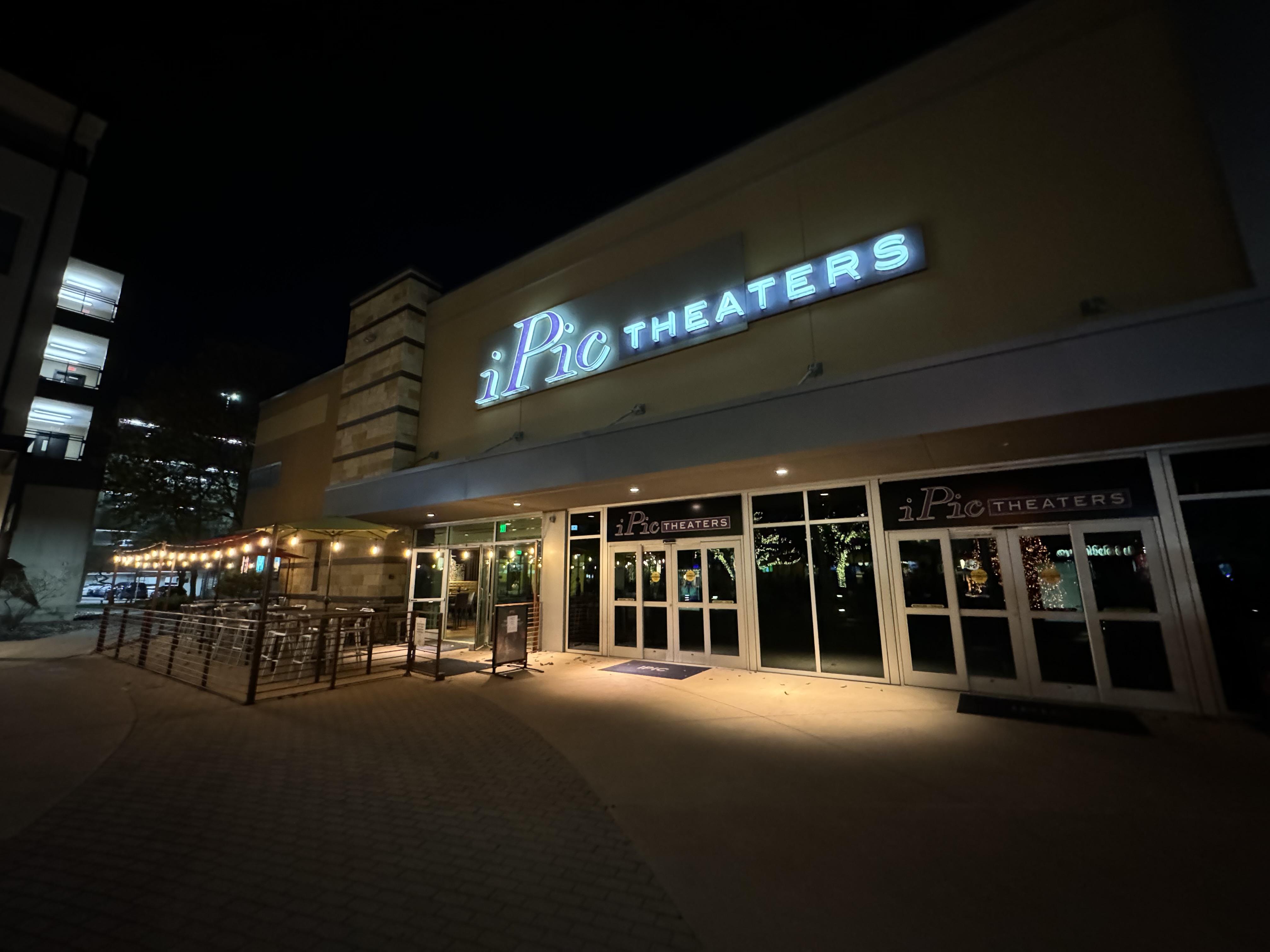iPic Theaters